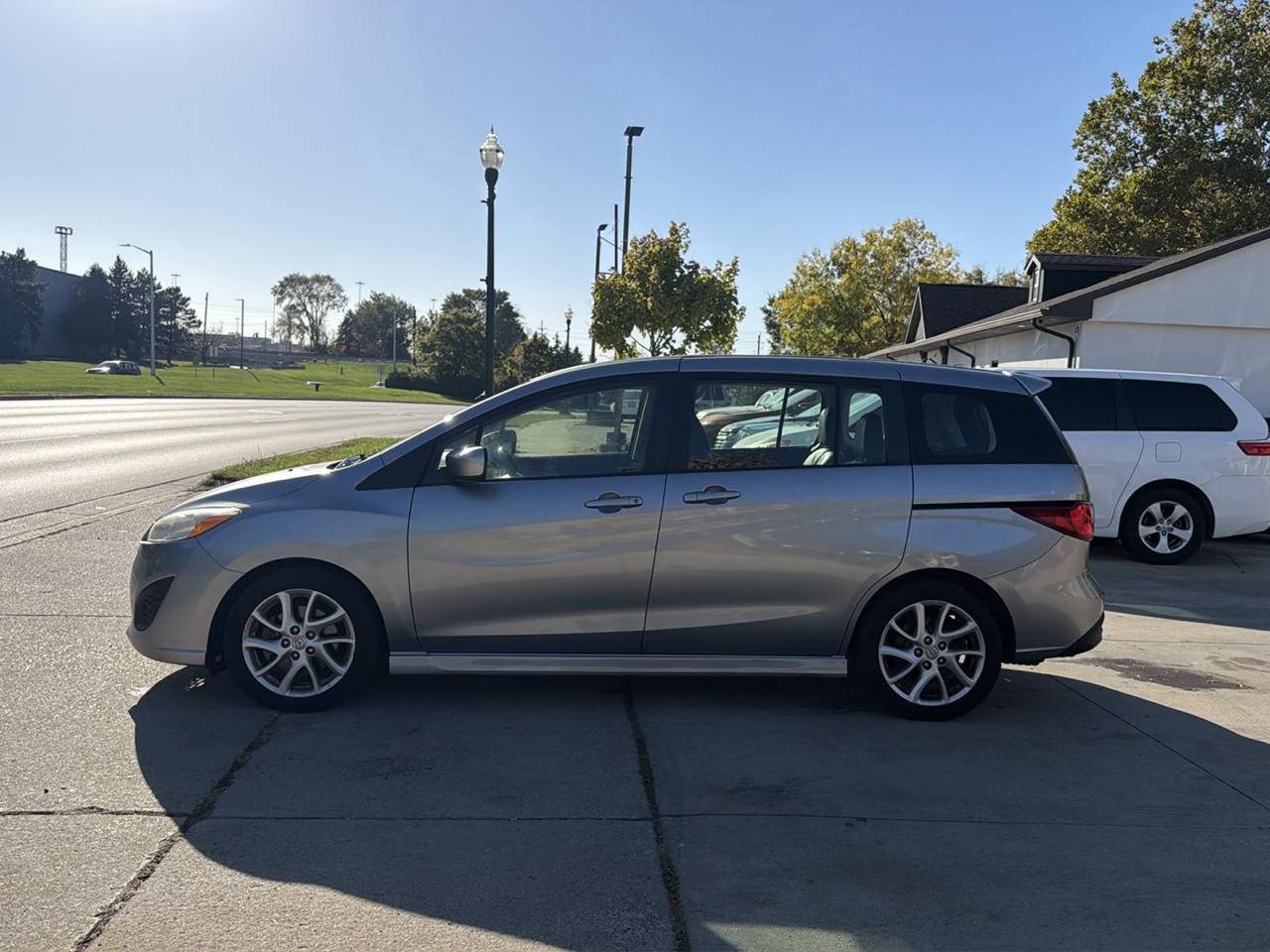 Mazda MAZDA5 4dr Wgn Auto Grand Touring 2012
