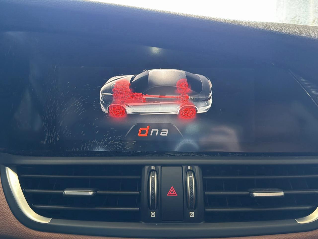 Alfa Romeo Giulia AWD 2019