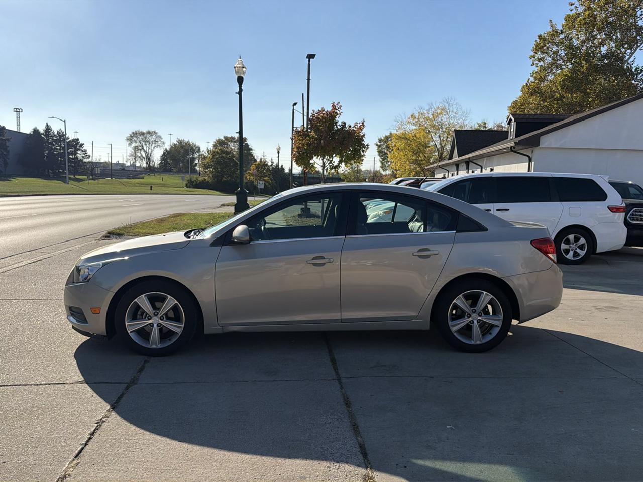 Chevrolet Cruze 4dr Sdn LT w/2LT 2012