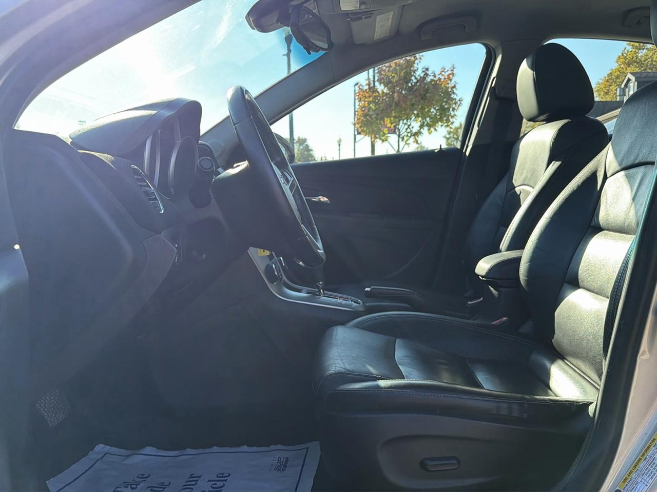 Chevrolet Cruze 4dr Sdn LT w/2LT 2012