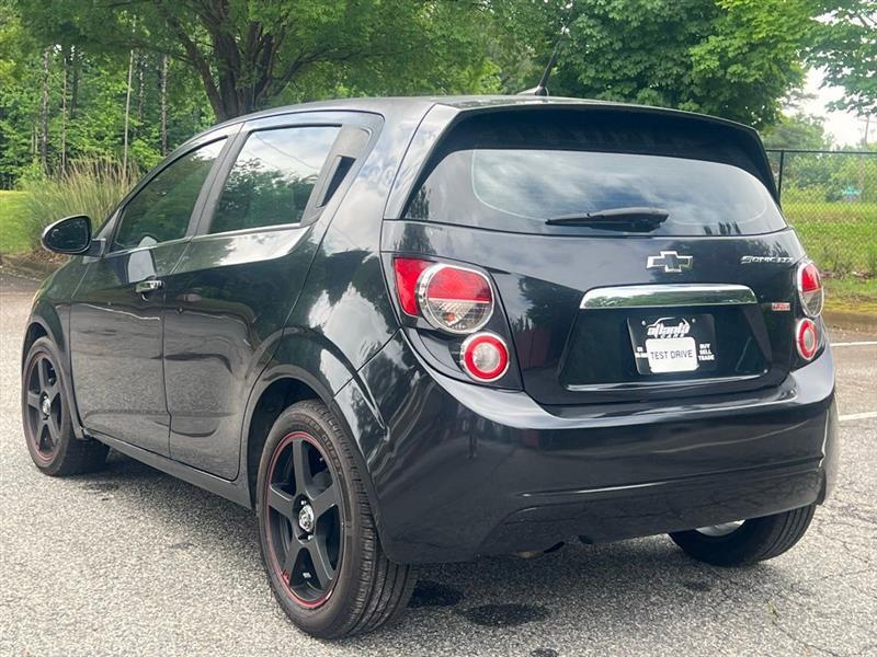 Chevrolet Sonic 5dr HB Auto LTZ 2013