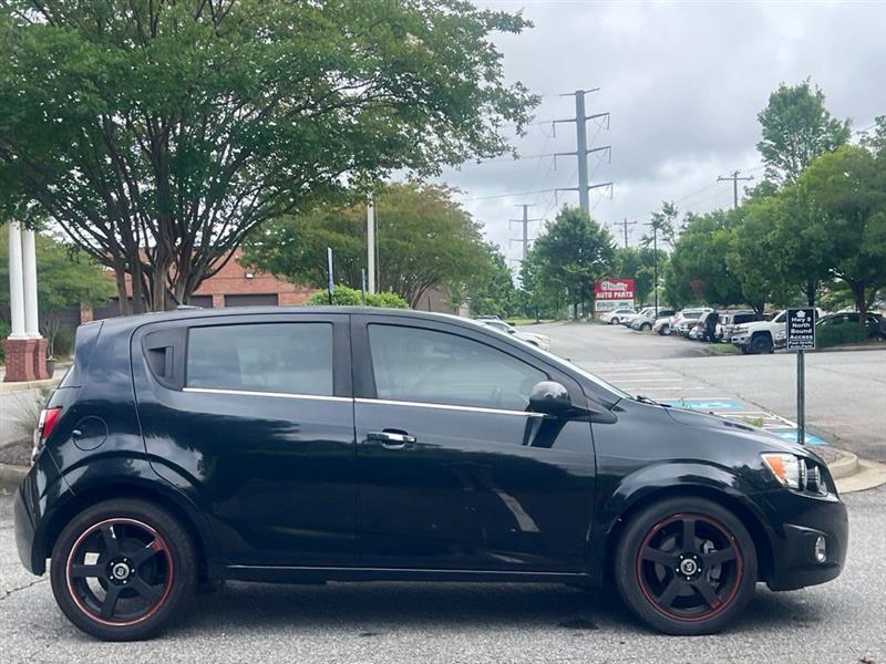 Chevrolet Sonic 5dr HB Auto LTZ 2013
