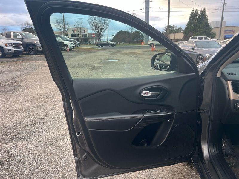 Jeep Cherokee FWD 4dr Latitude 2014