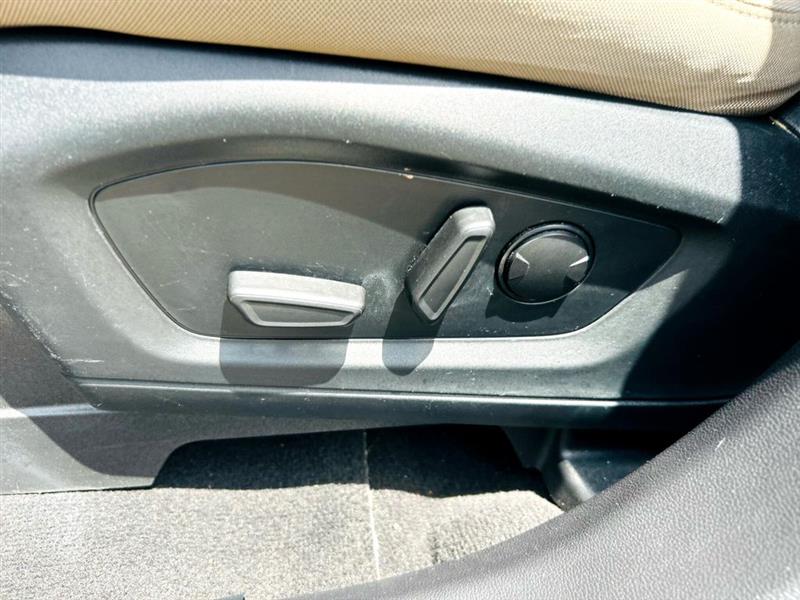 Ford Explorer XLT RWD 2020