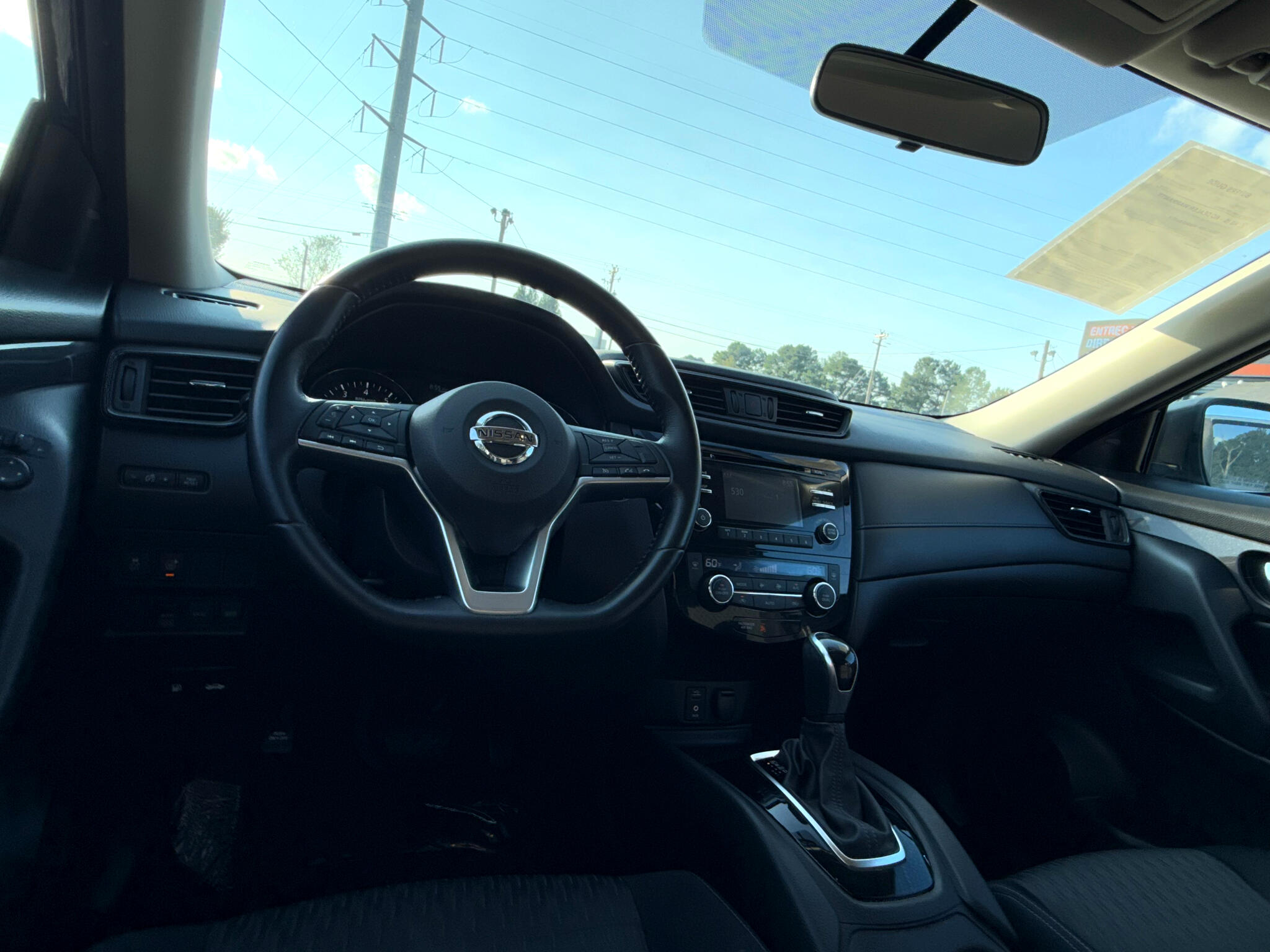 2017 Nissan Rogue SV photo 38