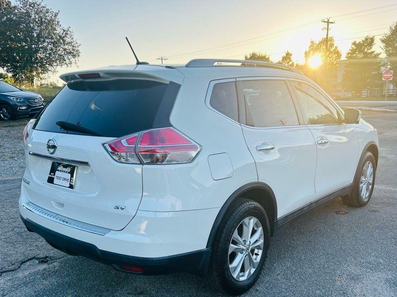 Nissan Rogue FWD 4dr SV 2016