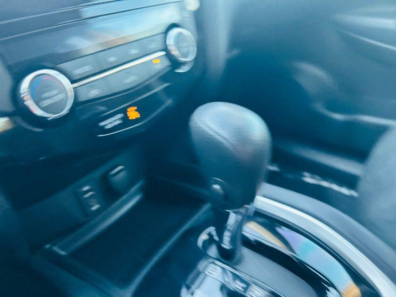 Nissan Rogue FWD 4dr SV 2016