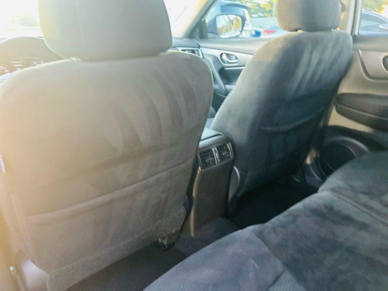 Nissan Rogue FWD 4dr SV 2016