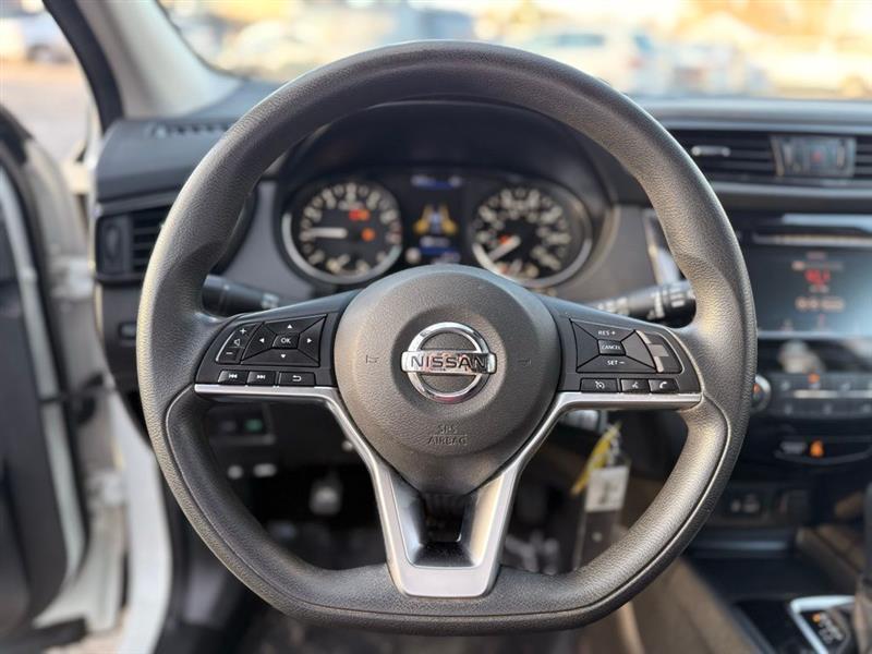 Nissan Rogue Sport FWD S 2020