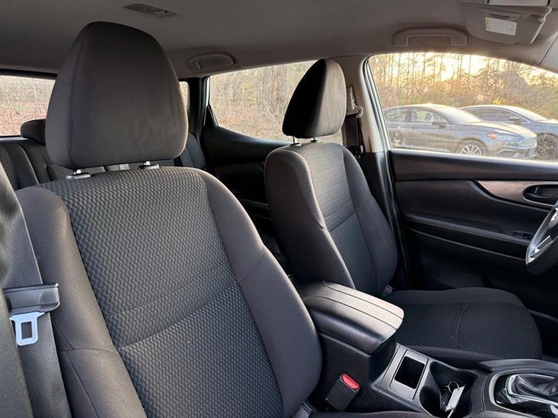 Nissan Rogue Sport FWD S 2020