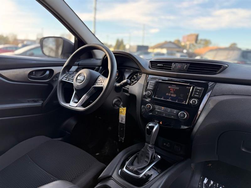 Nissan Rogue Sport FWD S 2020