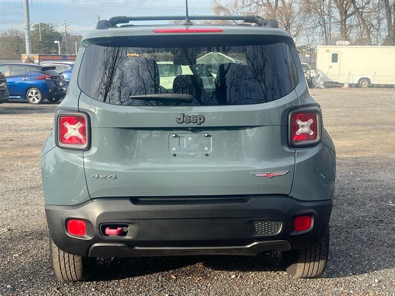 Jeep Renegade 4WD 4dr Trailhawk 2016