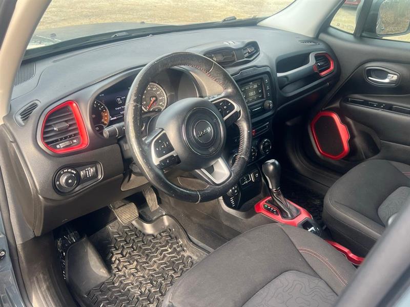 Jeep Renegade 4WD 4dr Trailhawk 2016