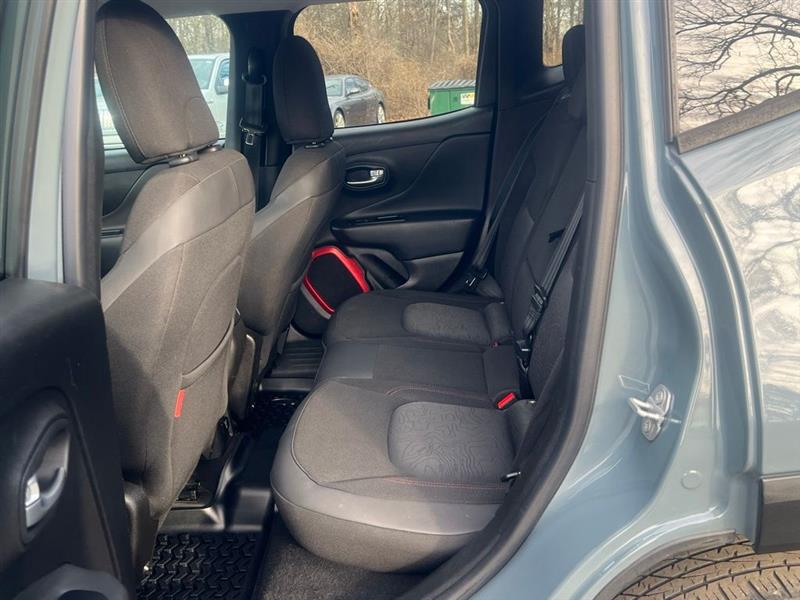 Jeep Renegade 4WD 4dr Trailhawk 2016