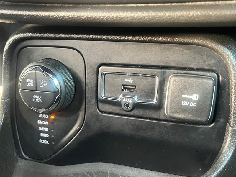 Jeep Renegade 4WD 4dr Trailhawk 2016