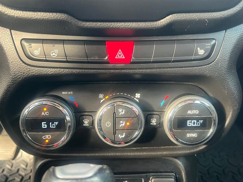 Jeep Renegade 4WD 4dr Trailhawk 2016