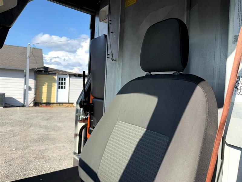 Ford Transit Cutaway T-350 RWD DRW 138" WB 9950 GVWR 2022