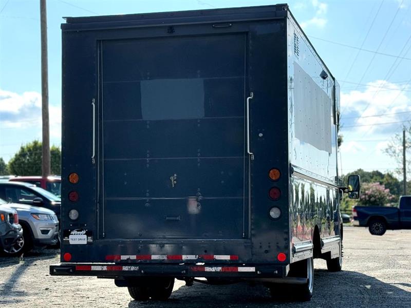 Ford Transit Cutaway T-350 RWD DRW 138" WB 9950 GVWR 2022