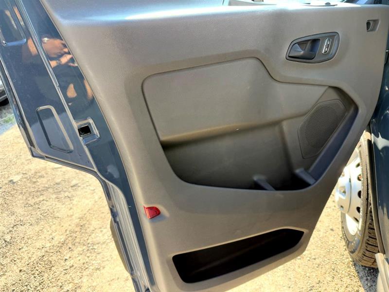 Ford Transit Cutaway T-350 RWD DRW 138" WB 9950 GVWR 2022