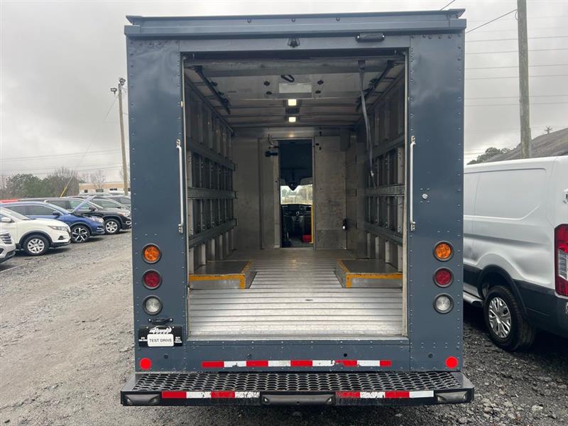 Ford Transit Cutaway T-350 RWD DRW 138" WB 9950 GVWR 2022