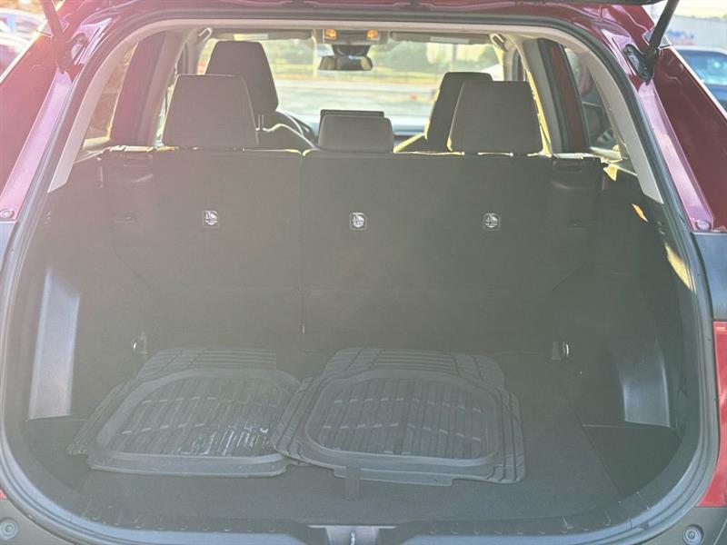 Toyota RAV4 LE 4D SUV FWD 2021