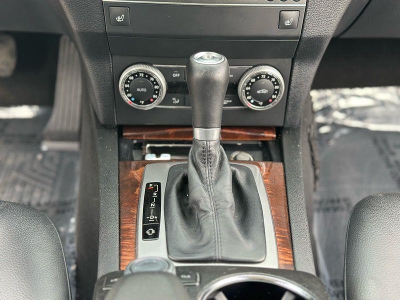 Mercedes-Benz GLK-Class 4MATIC 4dr GLK 350 2010