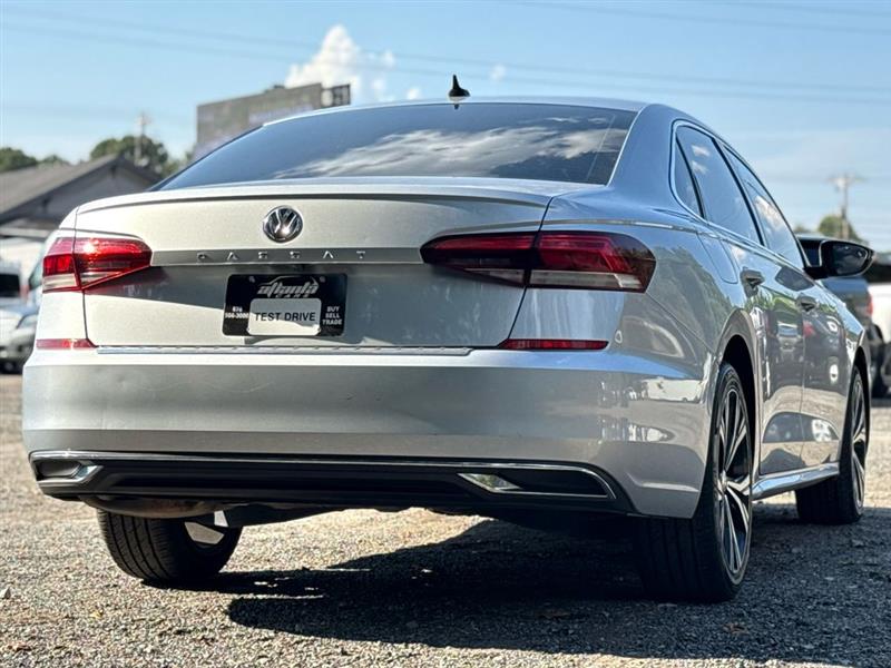 Volkswagen Passat 2.0T SE Auto 2021