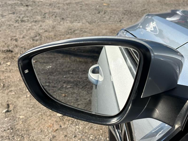 Volkswagen Passat 2.0T SE Auto 2021