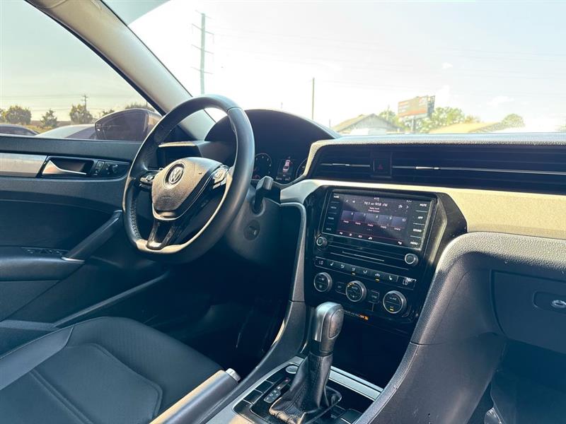 Volkswagen Passat 2.0T SE Auto 2021