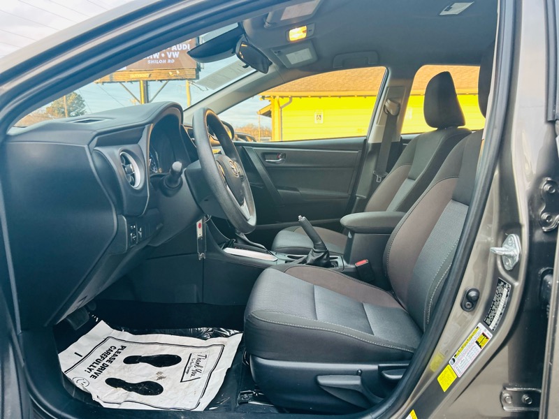 Toyota Corolla 4dr Sdn Auto LE (Natl) 2018