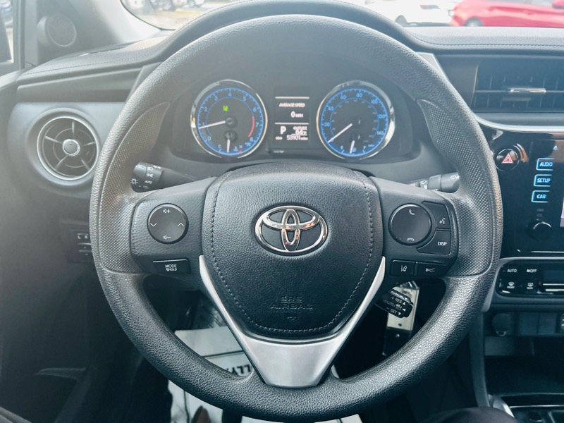 Toyota Corolla 4dr Sdn Auto LE (Natl) 2018