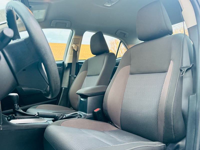 Toyota Corolla 4dr Sdn Auto LE (Natl) 2018