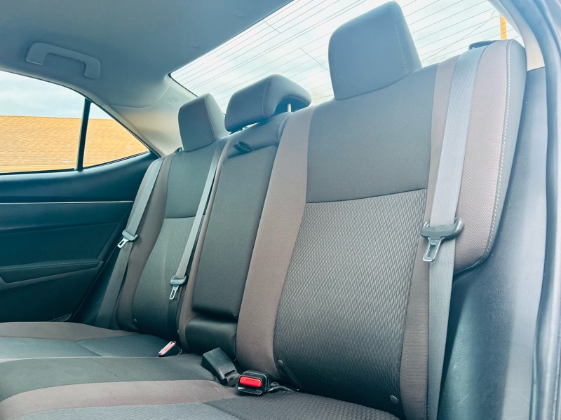 Toyota Corolla 4dr Sdn Auto LE (Natl) 2018