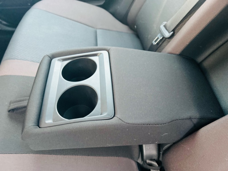 Toyota Corolla 4dr Sdn Auto LE (Natl) 2018