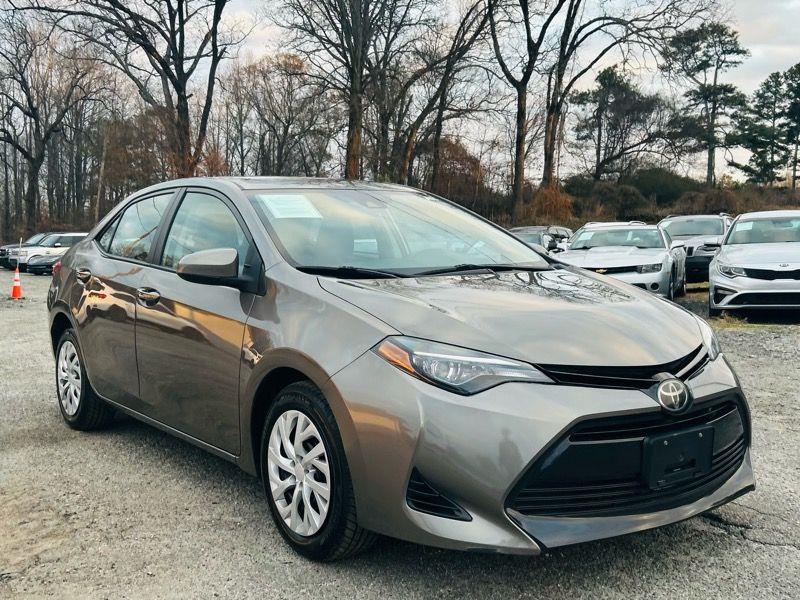 Toyota Corolla 4dr Sdn Auto LE (Natl) 2018