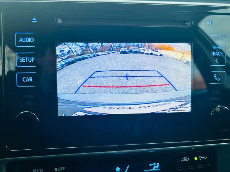 Toyota Corolla 4dr Sdn Auto LE (Natl) 2018