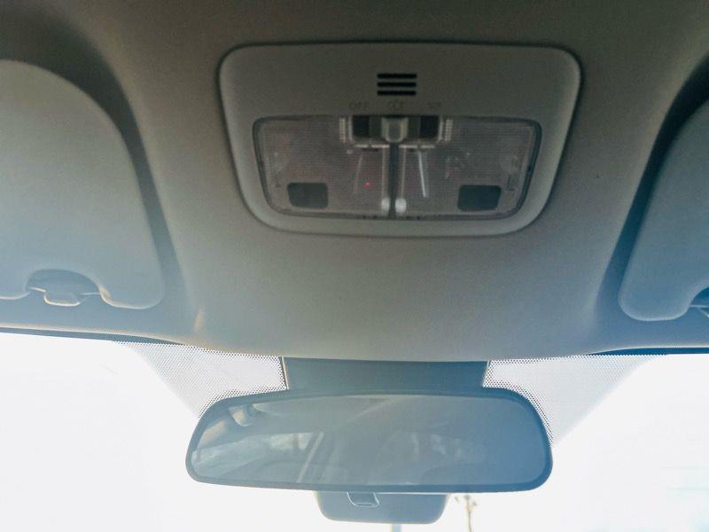 Toyota Corolla 4dr Sdn Auto LE (Natl) 2018