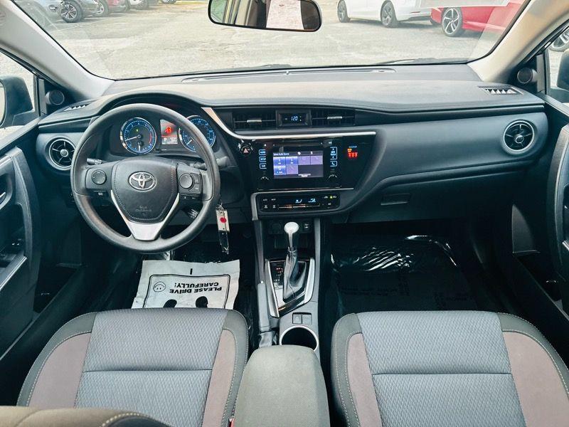 Toyota Corolla 4dr Sdn Auto LE (Natl) 2018