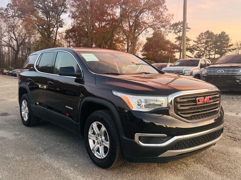 GMC Acadia FWD 4dr SLE w/SLE-1 2017