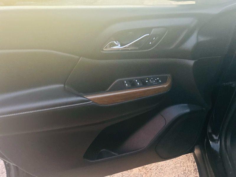 GMC Acadia FWD 4dr SLE w/SLE-1 2017