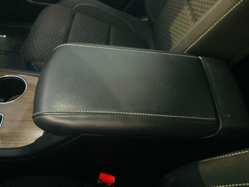 GMC Acadia FWD 4dr SLE w/SLE-1 2017