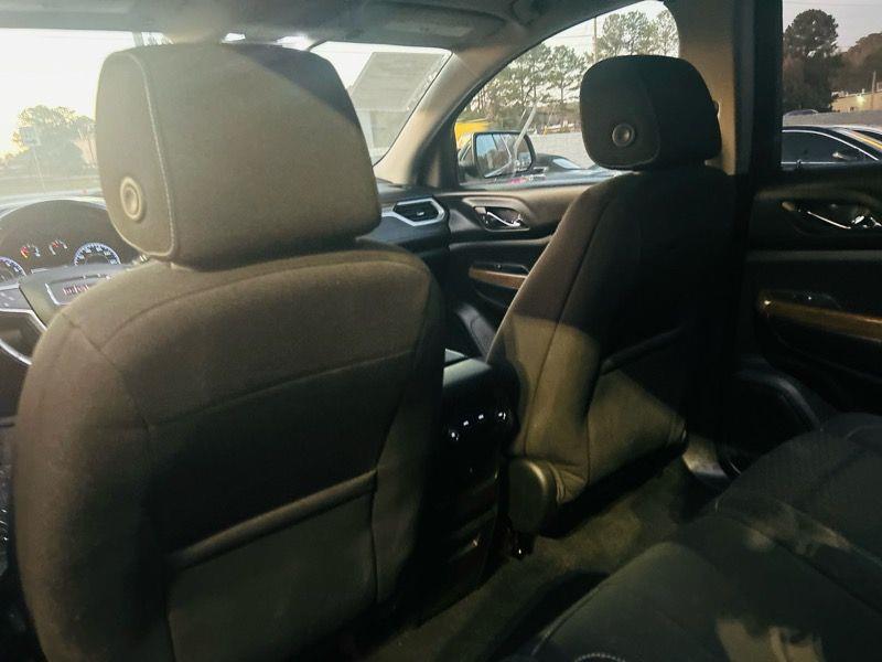 GMC Acadia FWD 4dr SLE w/SLE-1 2017