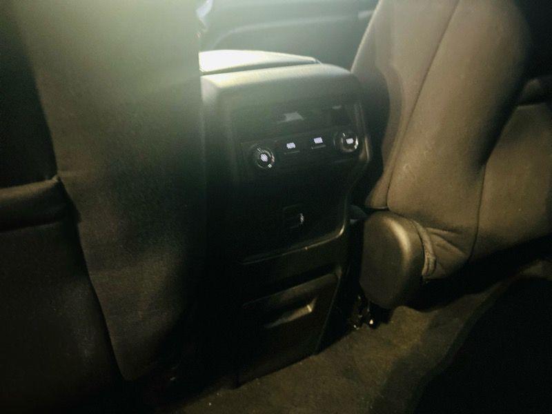 GMC Acadia FWD 4dr SLE w/SLE-1 2017