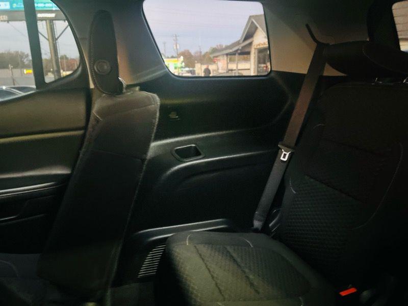 GMC Acadia FWD 4dr SLE w/SLE-1 2017