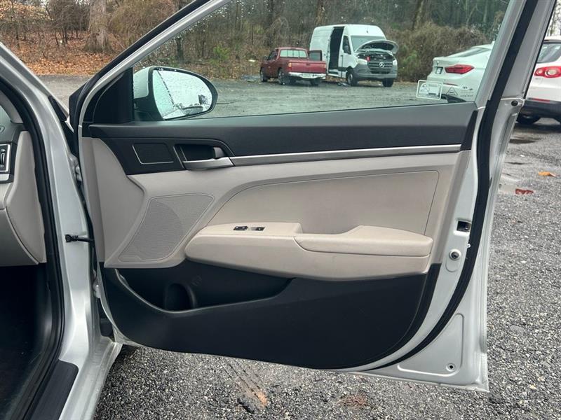 Hyundai Elantra SE 2.0L Auto (Alabama) *Ltd Avail* 2017