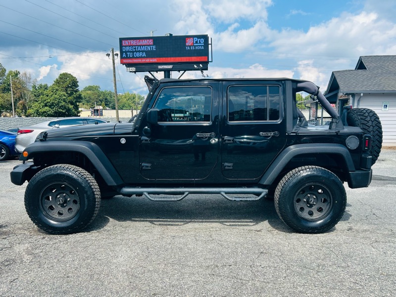 2017 Jeep Wrangler Unlimited Sport photo 3