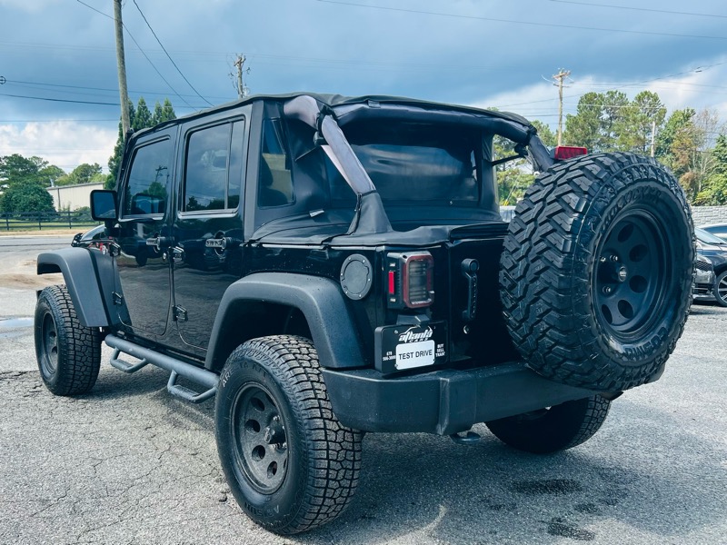 2017 Jeep Wrangler Unlimited Sport photo 4