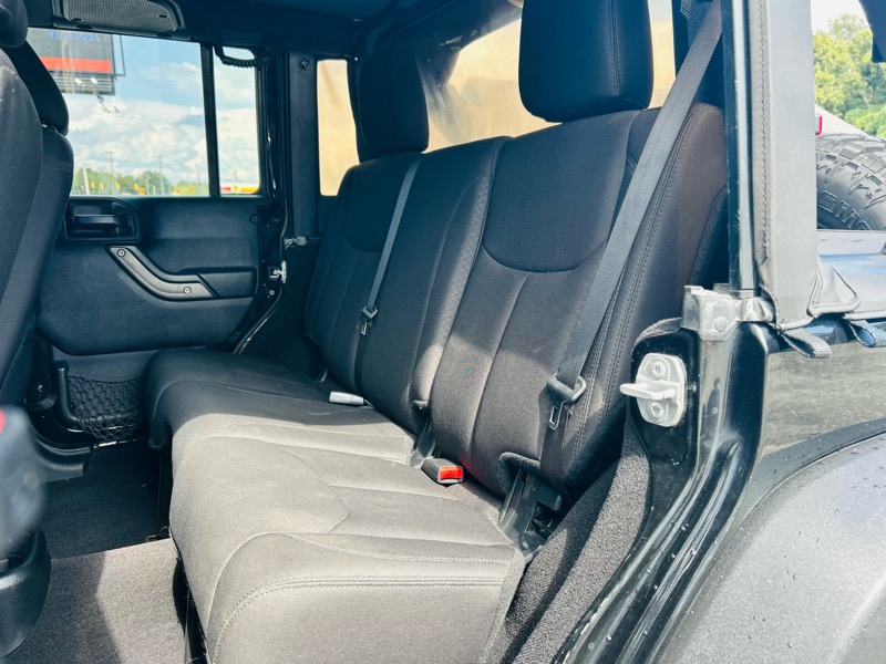 2017 Jeep Wrangler Unlimited Sport photo 41
