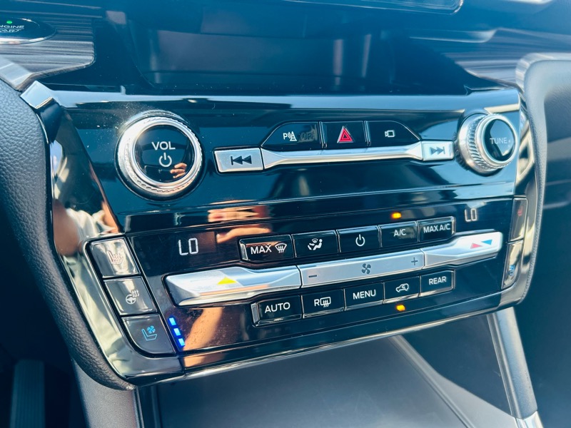 2021 Ford Explorer Limited photo 28