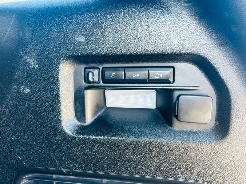 Ford Explorer Limited RWD 2021